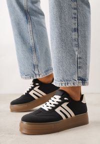 Born2be - Czarne Sneakersy Kultowe Tenisówki na Platformie Hlalna. Kolor: czarny. Materiał: jeans. Szerokość cholewki: normalna. Sezon: wiosna. Obcas: na platformie #1