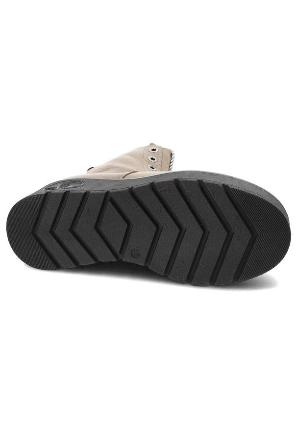 Beżowe Botki Armodo Damskie Modne Obuwie. Okazja: na spacer. Zapięcie: zamek. Kolor: beżowy. Materiał: skóra. Wzór: aplikacja. Obcas: na obcasie. Wysokość obcasa: średni