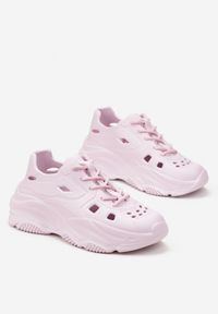 Renee - Różowe Gumowe Sneakersy na Grubej Podeszwie Ozdobione Dziurkami Ojala. Kolor: różowy. Materiał: guma. Wzór: aplikacja #4