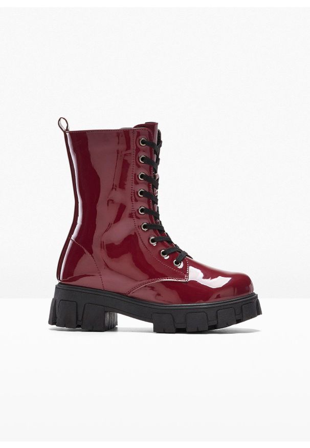 bonprix - Botki sznurowane, lakierowane. Okazja: na co dzień. Kolor: czerwony. Materiał: lakier. Styl: militarny, casual