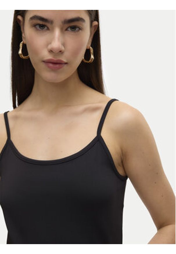 Vero Moda Top Million 10306903 Czarny Regular Fit. Kolor: czarny. Materiał: syntetyk
