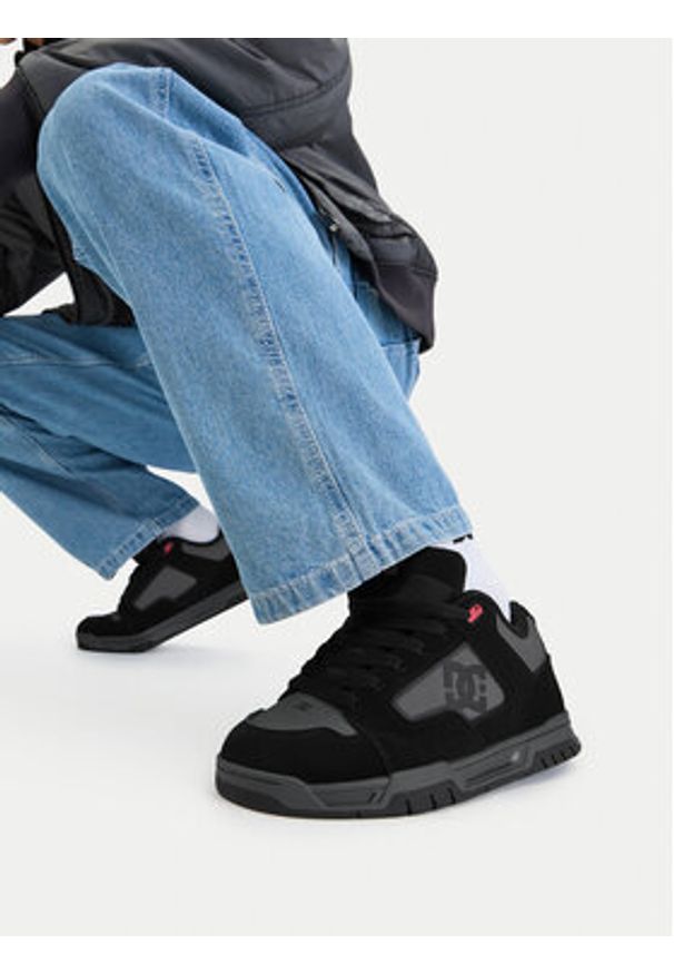 DC Shoes Sneakersy EO-DC COILER DC03011003 Czarny. Kolor: czarny. Materiał: skóra, zamsz
