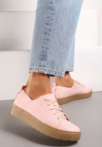 Born2be - Różowe Sneakersy Gorsey. Nosek buta: okrągły. Kolor: różowy. Materiał: materiał. Obcas: na platformie #2