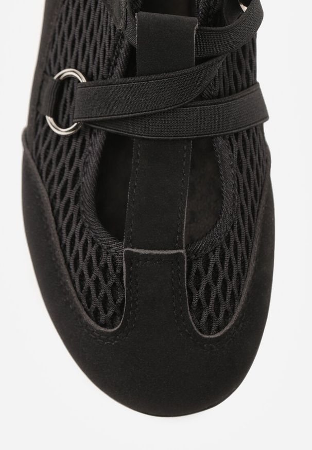Renee - Czarne Sneakeriny z Siateczki z Zapięciem na Rzep Vianate. Okazja: na co dzień. Zapięcie: rzepy. Kolor: czarny. Materiał: skóra, koronka