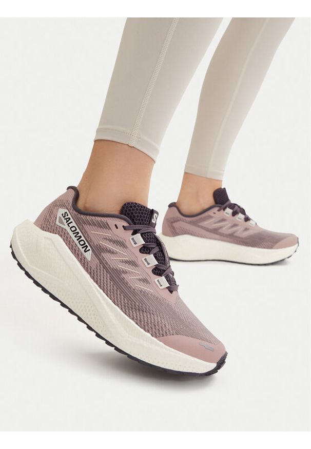 salomon - Salomon Buty do biegania Aero Blaze 3 Grvl W L49218000 Beżowy. Kolor: beżowy. Materiał: materiał
