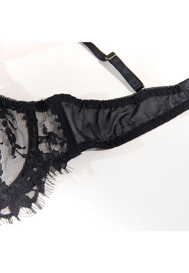 Intica - Koronkowy komplet bielizny push-up ze stringami Alheide. Kolor: żółty. Materiał: koronka. Długość: długie. Wzór: koronka