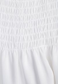 Born2be - Biała Bawełniana Sukienka na Ramiączkach z Marszczonym Dekoltem Krisele. Okazja: na co dzień, na randkę, na spacer. Kolor: biały. Materiał: bawełna. Długość rękawa: na ramiączkach. Sezon: lato. Typ sukienki: proste. Styl: casual #4