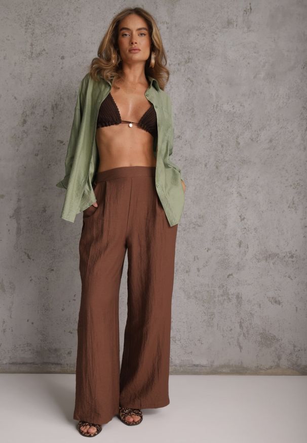 Renee - Brązowe Szerokie Spodnie Casual High Waist ze Strukturalnej Tkaniny Hyrarpia. Okazja: na co dzień. Stan: podwyższony. Kolor: brązowy. Materiał: tkanina. Styl: casual