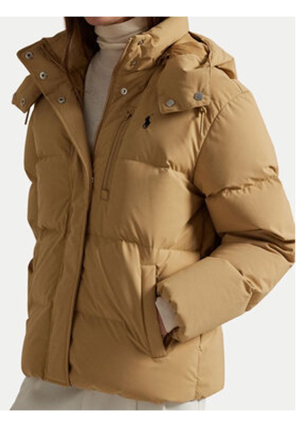 Polo Ralph Lauren Kurtka puchowa 211971190001 Beżowy Relaxed Fit. Typ kołnierza: polo. Kolor: beżowy. Materiał: syntetyk