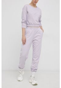 only - Only Spodnie damskie kolor fioletowy gładkie. Kolor: fioletowy. Materiał: materiał, dzianina. Wzór: gładki