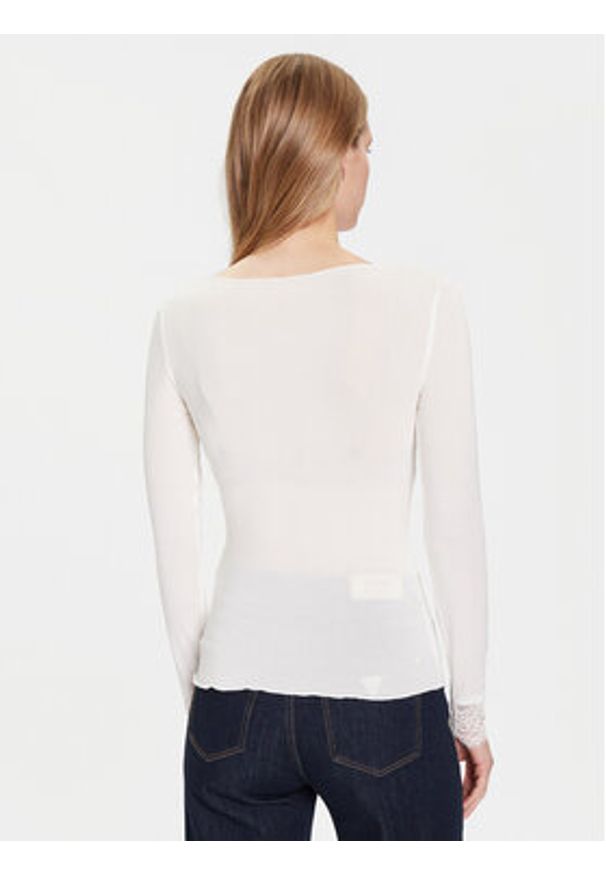 Vero Moda Bluzka Skye 10339843 Biały Slim Fit. Kolor: biały