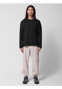 outhorn - Spodnie dresowe joggery męskie - kremowe. Kolor: kremowy. Materiał: dresówka #3