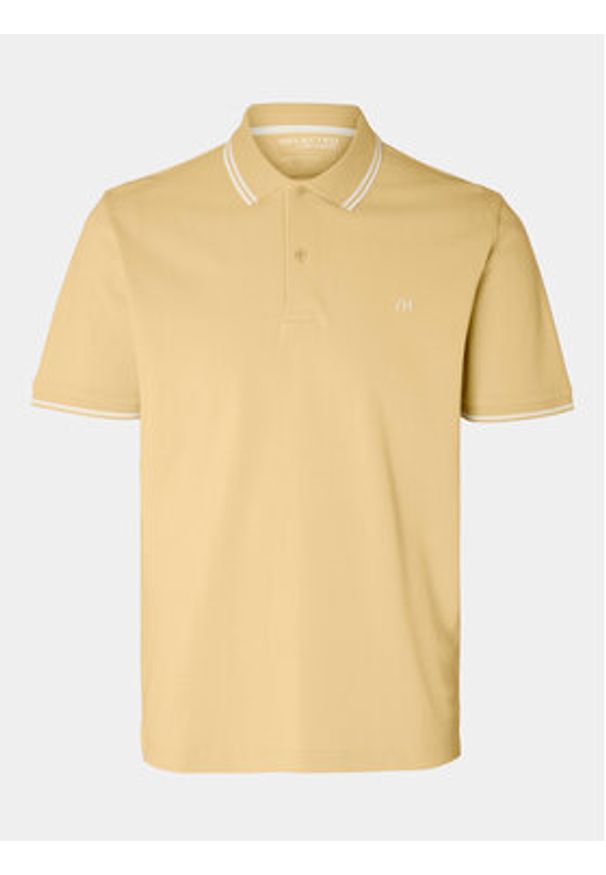 Selected Homme Polo 16087840 Beżowy Regular Fit. Typ kołnierza: polo. Kolor: beżowy. Materiał: bawełna