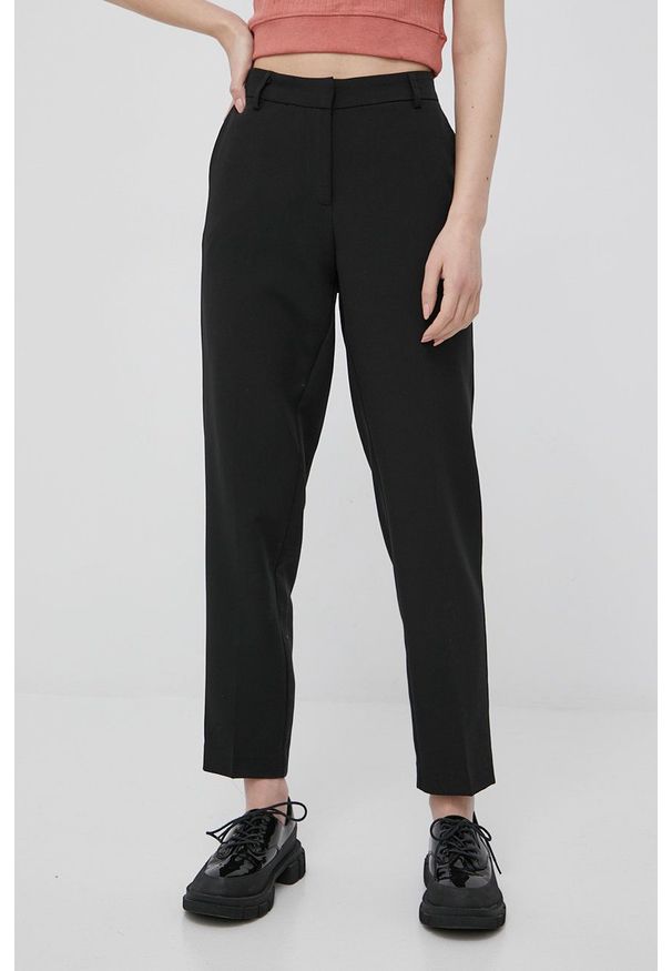 only - Only spodnie damskie kolor czarny proste medium waist. Okazja: na co dzień. Kolor: czarny. Styl: casual