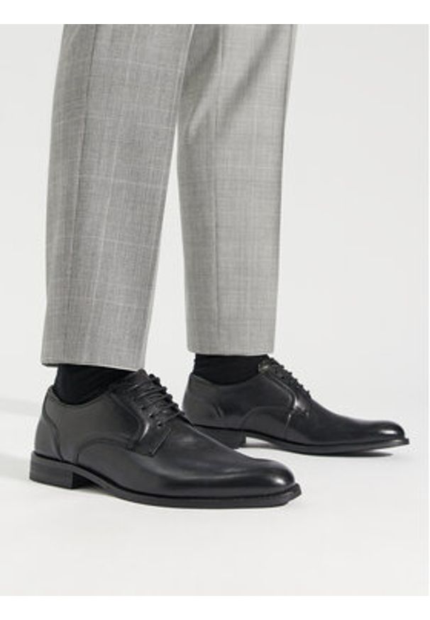 Clarks Półbuty Craftarlo Lace 26171449 Czarny. Kolor: czarny. Materiał: skóra