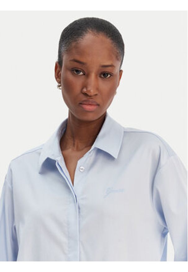 Guess Koszula W6RH57 WAF10 Błękitny Oversize. Kolor: niebieski. Materiał: bawełna