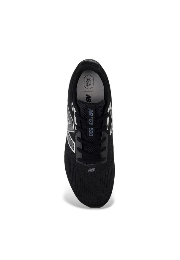 Buty do biegania damskie New Balance Lk9 W520. Kolor: czarny. Materiał: materiał, syntetyk. Szerokość cholewki: normalna