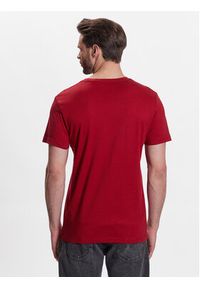 Volcano T-Shirt Basic M02001-S23 Czerwony Regular Fit. Kolor: czerwony. Materiał: bawełna