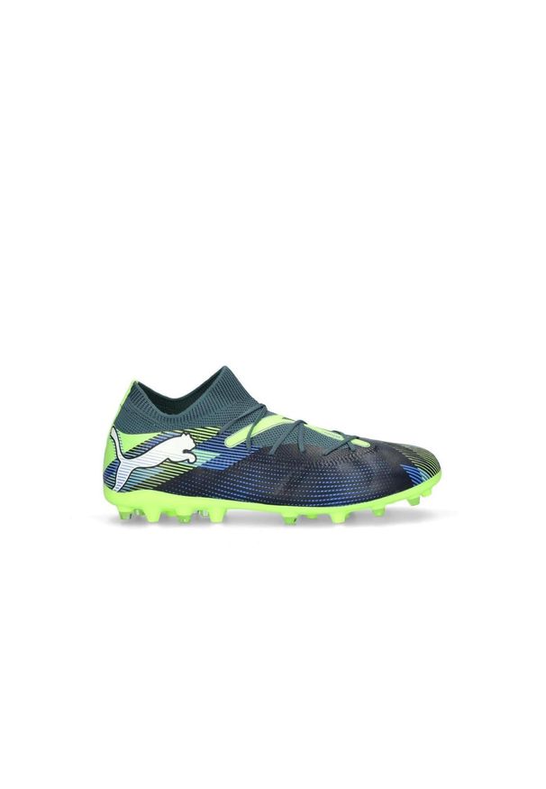 Puma - Buty piłkarskie FUTURE 7 MATCH MG PUMA Gray Skies White Fizzy Apple Yellow. Kolor: wielokolorowy, żółty, biały, czarny, niebieski. Sport: piłka nożna