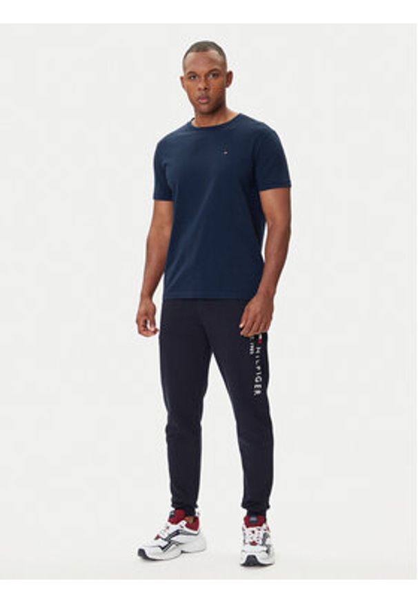 TOMMY HILFIGER - Tommy Hilfiger T-Shirt 2S87904671 Granatowy Regular Fit. Kolor: niebieski. Materiał: bawełna