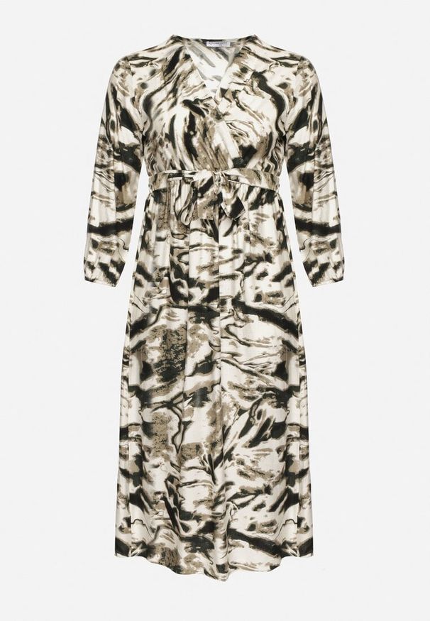 Born2be - Zielona Rozkloszowana Sukienka Kopertowa z Wiskozą w Abstrakcyjny Wzór Dleffia. Okazja: na co dzień. Typ kołnierza: dekolt w serek. Kolekcja: plus size. Kolor: zielony. Materiał: wiskoza. Typ sukienki: kopertowe. Styl: elegancki, casual