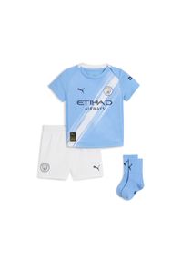 Puma - Niemowlęcy strój domowy Manchester City 25/26 PUMA Team Light Blue White. Kolor: niebieski, wielokolorowy, biały. Materiał: dresówka. Wzór: aplikacja, paski. Sport: piłka nożna