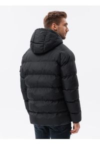 Ombre Clothing - Pikowana mocno ocieplana kurtka męska z raglanowym rękawem – czarna V4 - Rozmiar: S. Typ kołnierza: kołnierzyk stójkowy. Kolor: czarny. Materiał: guma, syntetyk, poliester, materiał. Długość rękawa: raglanowy rękaw. Wzór: aplikacja, jednolity #5