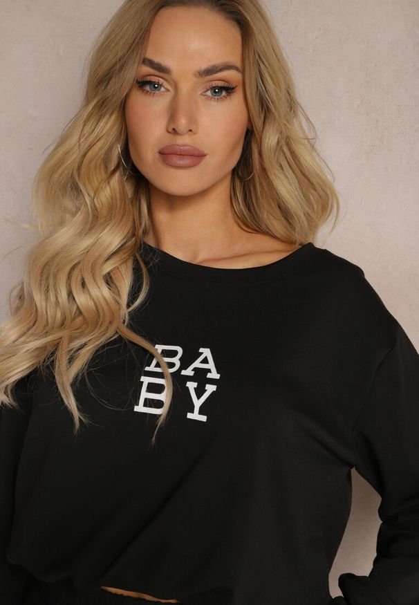 Renee - Czarny Komplet Dresowy 2-Częściowy Bluza Krótsza i Luźne Spodenki Szorty Frania. Kolor: czarny. Materiał: dresówka