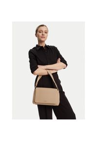 Torebka Calvin Klein. Kolor: beżowy #1