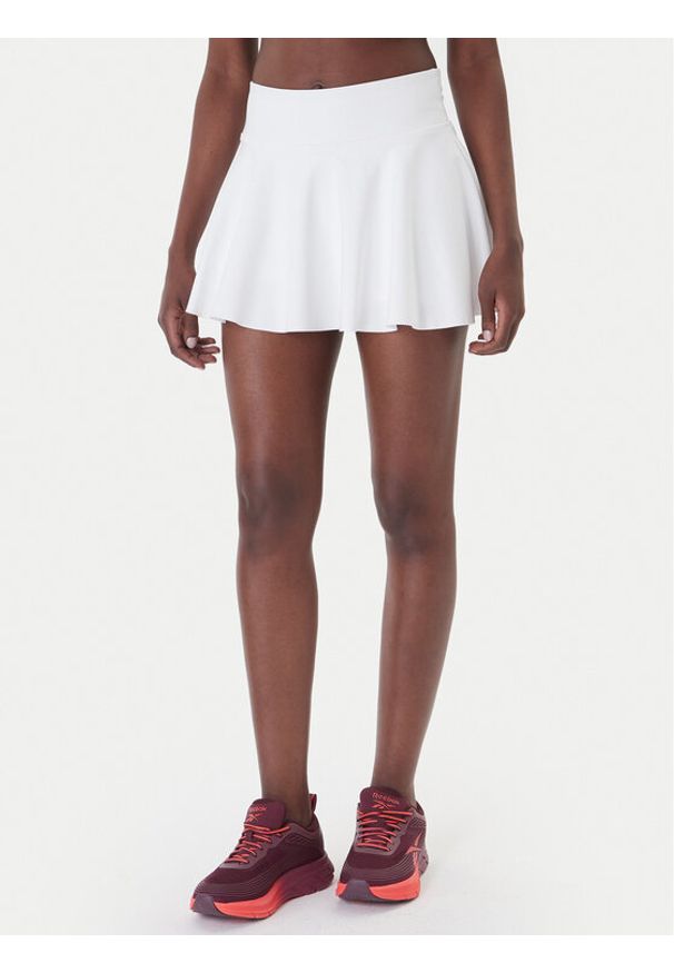 Under Armour Spódnico-szorty Motion 1387538 Biały Regular Fit. Kolor: biały. Materiał: syntetyk