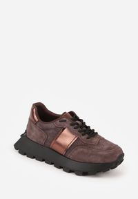 Renee - Brązowe Zamszowe Sneakersy na Podeszwie Chunky z Perforowaną Cholewką Cezarlina. Okazja: na co dzień. Kolor: brązowy. Materiał: zamsz. Szerokość cholewki: normalna #5