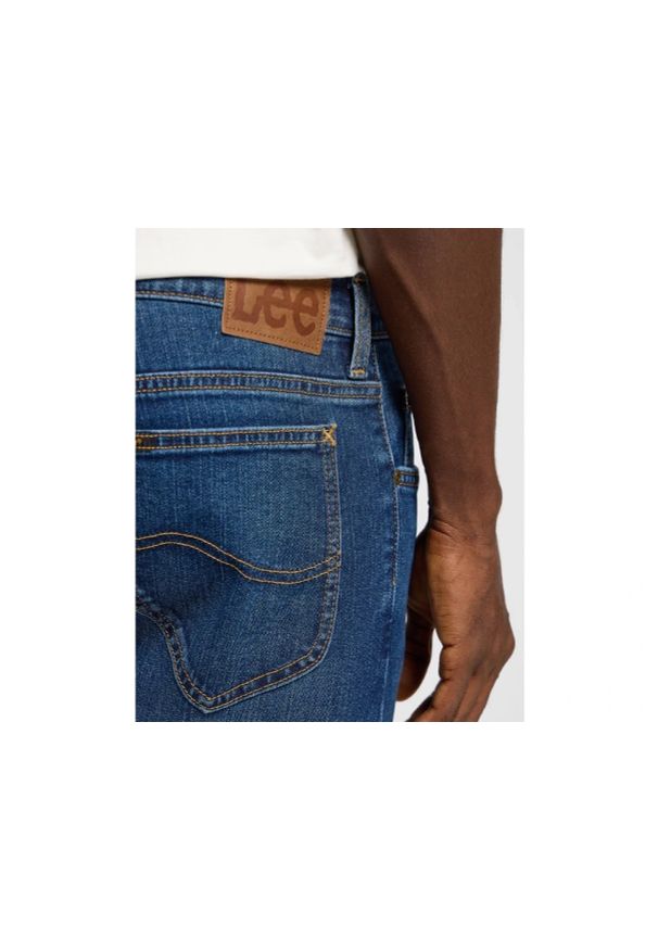 Lee - LEE MĘSKIE SPODNIE JEANSOWE LEE RIDER INDIGO STREET 112365757. Styl: street