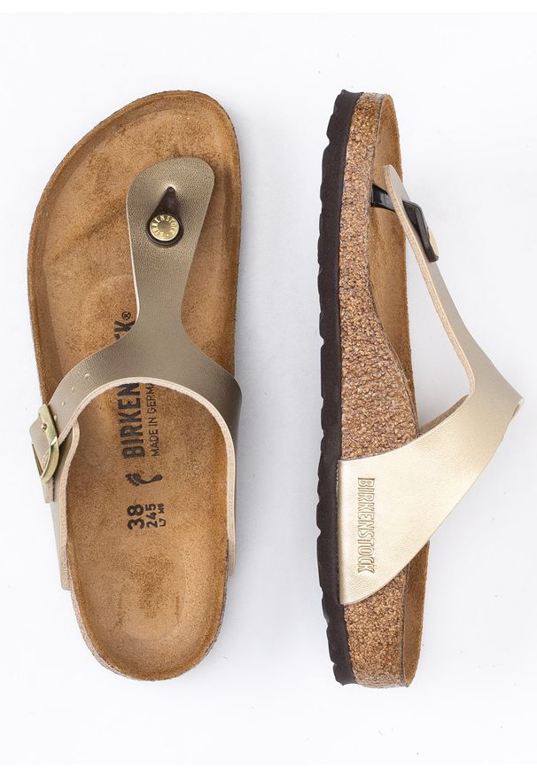 Birkenstock - Klapki damskie BIRKENSTOCK GIZEH BF. Okazja: na co dzień. Kolor: złoty. Materiał: skóra, materiał. Styl: klasyczny, wakacyjny, casual, elegancki