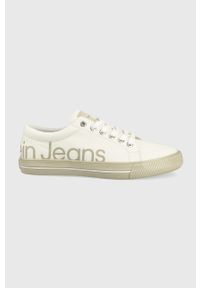 Calvin Klein Jeans tenisówki damskie kolor beżowy. Nosek buta: okrągły. Zapięcie: sznurówki. Kolor: beżowy. Materiał: włókno, guma, materiał