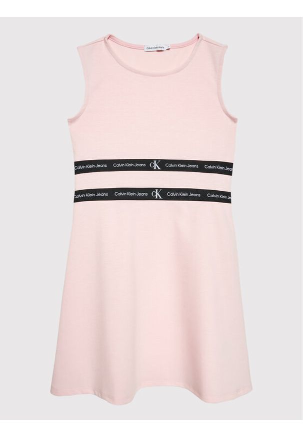 Calvin Klein Jeans Sukienka codzienna Punto Logo IG0IG01413 Różowy Slim Fit. Okazja: na co dzień. Kolor: różowy. Materiał: syntetyk. Typ sukienki: proste. Styl: casual