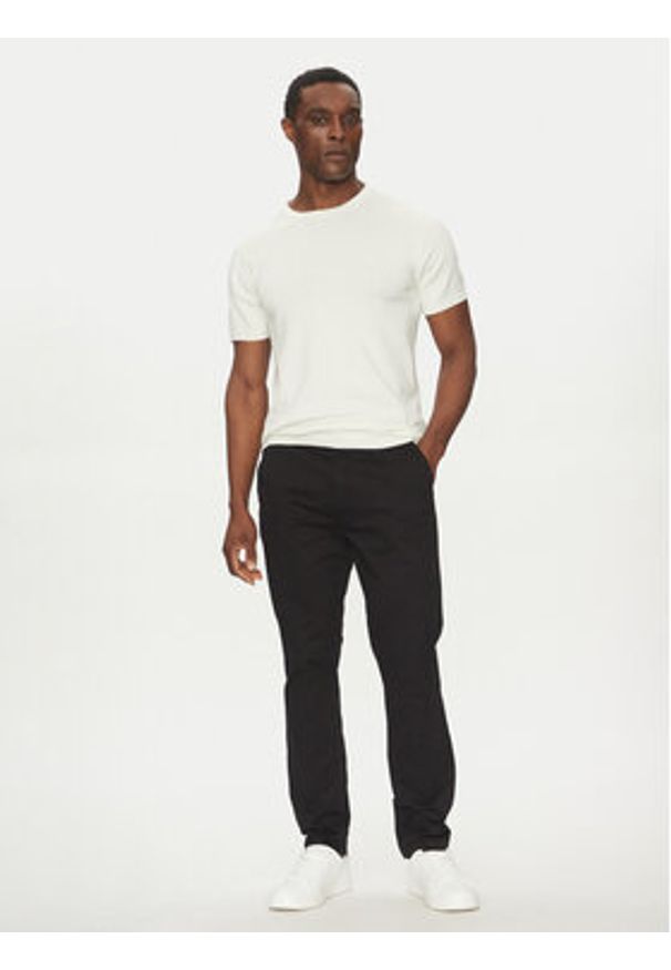 Tommy Jeans Chinosy Austin DM0DM20282 Czarny Slim Fit. Kolor: czarny. Materiał: bawełna
