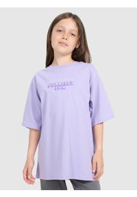 4f - 4F T-shirt oversize z nadrukiem dziewczęcy - fioletowy 146 (10-11 lat). Okazja: na co dzień. Kolor: fioletowy. Materiał: jersey, bawełna. Wzór: nadruk. Sezon: lato. Styl: sportowy, klasyczny, casual