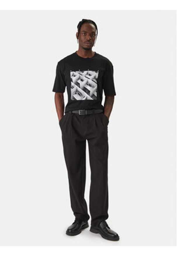 Hugo - HUGO T-Shirt Dodger 50553330 Czarny Regular Fit. Kolor: czarny. Materiał: bawełna