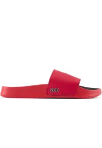 Klapki unisex New Balance SUF200F2 – czerwone. Okazja: na co dzień. Kolor: czerwony. Materiał: materiał. Styl: casual