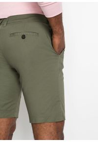 bonprix - Bermudy chino, Regular Fit. Kolor: zielony