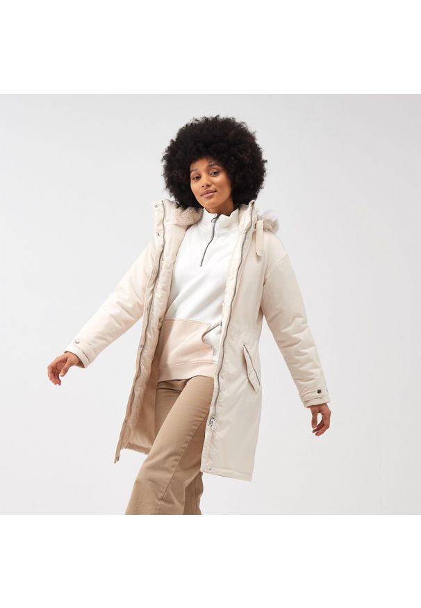 Samaria Regatta damski turystyczny płaszcz przeciwdeszczowy. Kolor: biały. Materiał: poliester
