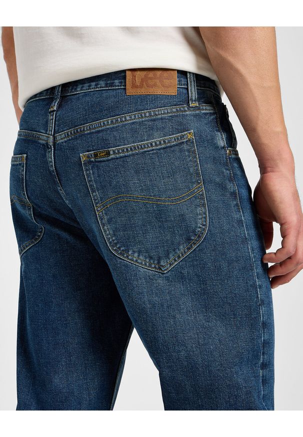 Lee - LEE MĘSKIE SPODNIE JEANSOWE OSCAR ECLIPSE BLUE 112355855 L76F016432