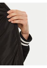 Guess Kurtka bomber V5RL06 KCPC2 Czarny Regular Fit. Kolor: czarny. Materiał: syntetyk #3