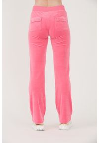 Juicy Couture - JUICY COUTURE Różowe spodnie dresowe Del Ray Pocketed Pant. Kolor: różowy. Materiał: dresówka