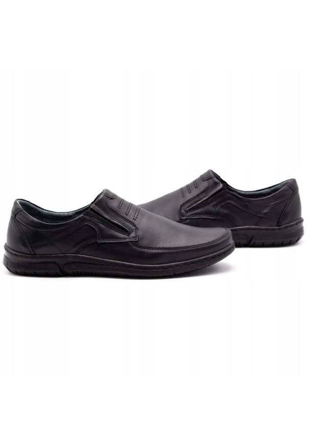 Olivier Buty męskie slip-on 7053 czarne. Zapięcie: bez zapięcia. Kolor: czarny. Materiał: jeans, skóra. Sezon: jesień, wiosna. Styl: sportowy