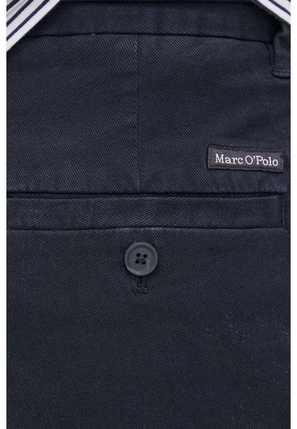 Marc O'Polo spodnie męskie kolor granatowy w fasonie chinos. Kolor: niebieski. Materiał: bawełna, włókno, tkanina