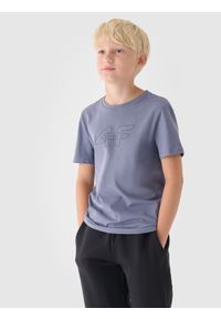 4f - 4F T-shirt z nadrukiem chłopięcy - granatowy 140 (9-10 lat). Okazja: na co dzień. Kolor: niebieski. Materiał: bawełna, jersey, dzianina. Długość rękawa: krótki rękaw. Długość: krótkie. Wzór: nadruk. Sezon: lato. Styl: sportowy, klasyczny, casual #1