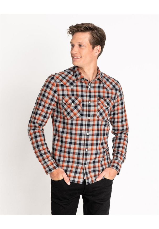 Lee - LEE WESTERN SHIRT SLIM FIT MĘSKA KOSZULA W KRATĘ DŁUGI RĘKAW MIDNIGHT NAVY L643OAMA. Długość rękawa: długi rękaw. Długość: długie