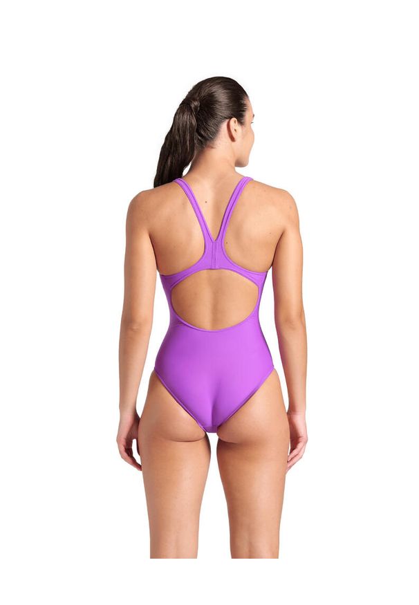 Strój kąpielowy damski Arena Dynamo One Piece. Kolor: fioletowy. Materiał: materiał