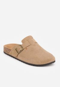 Born2be - Ciemnobeżowe Klapki w Stylu Chodaków na Korkowej Podeszwie z Klamrą Saleilla. Okazja: na co dzień. Kolor: beżowy. Materiał: jeans. Sezon: lato. Styl: klasyczny, casual #5